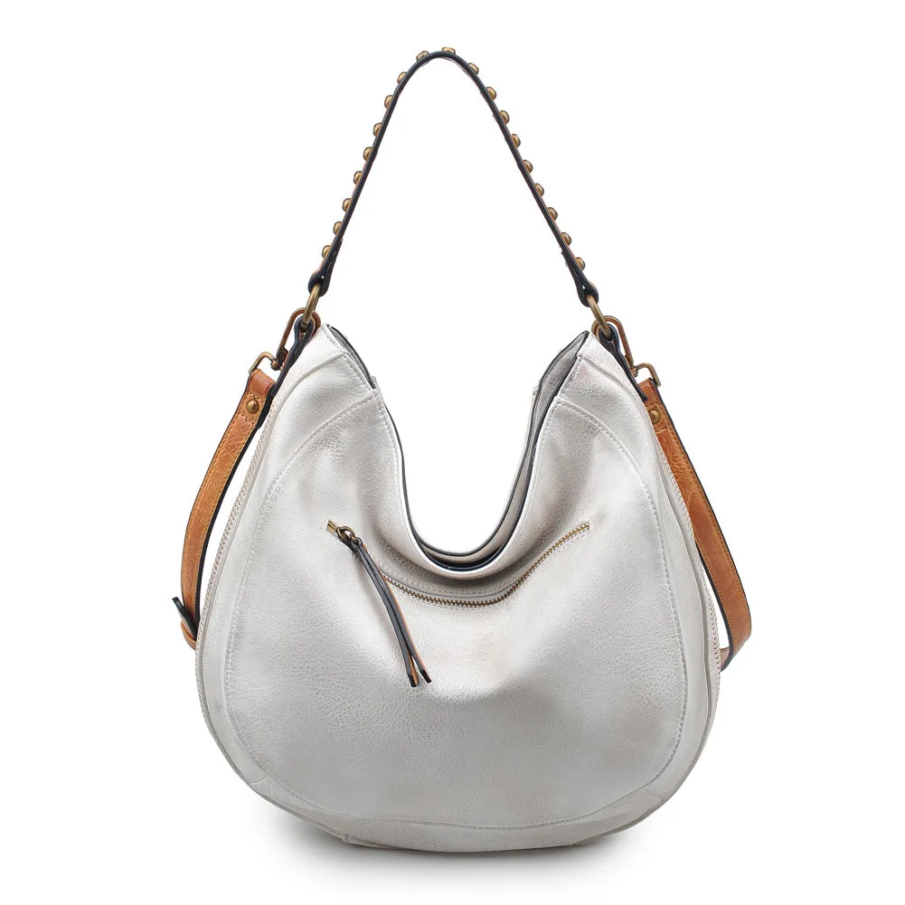 Alessandra Hobo