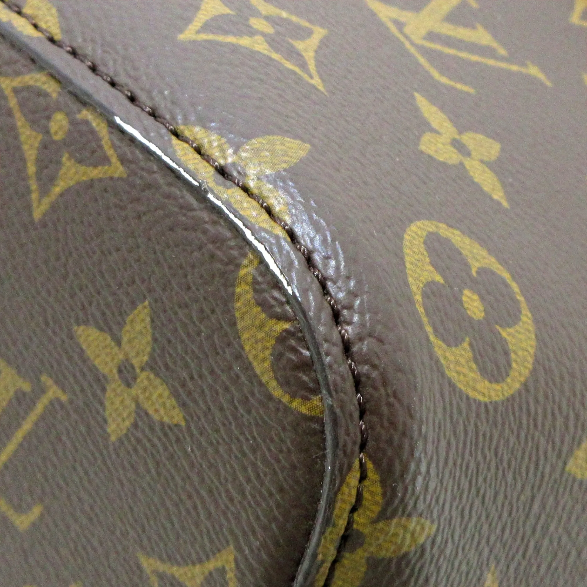 Brown Louis Vuitton Monogram Neonoe MM Bucket Bag