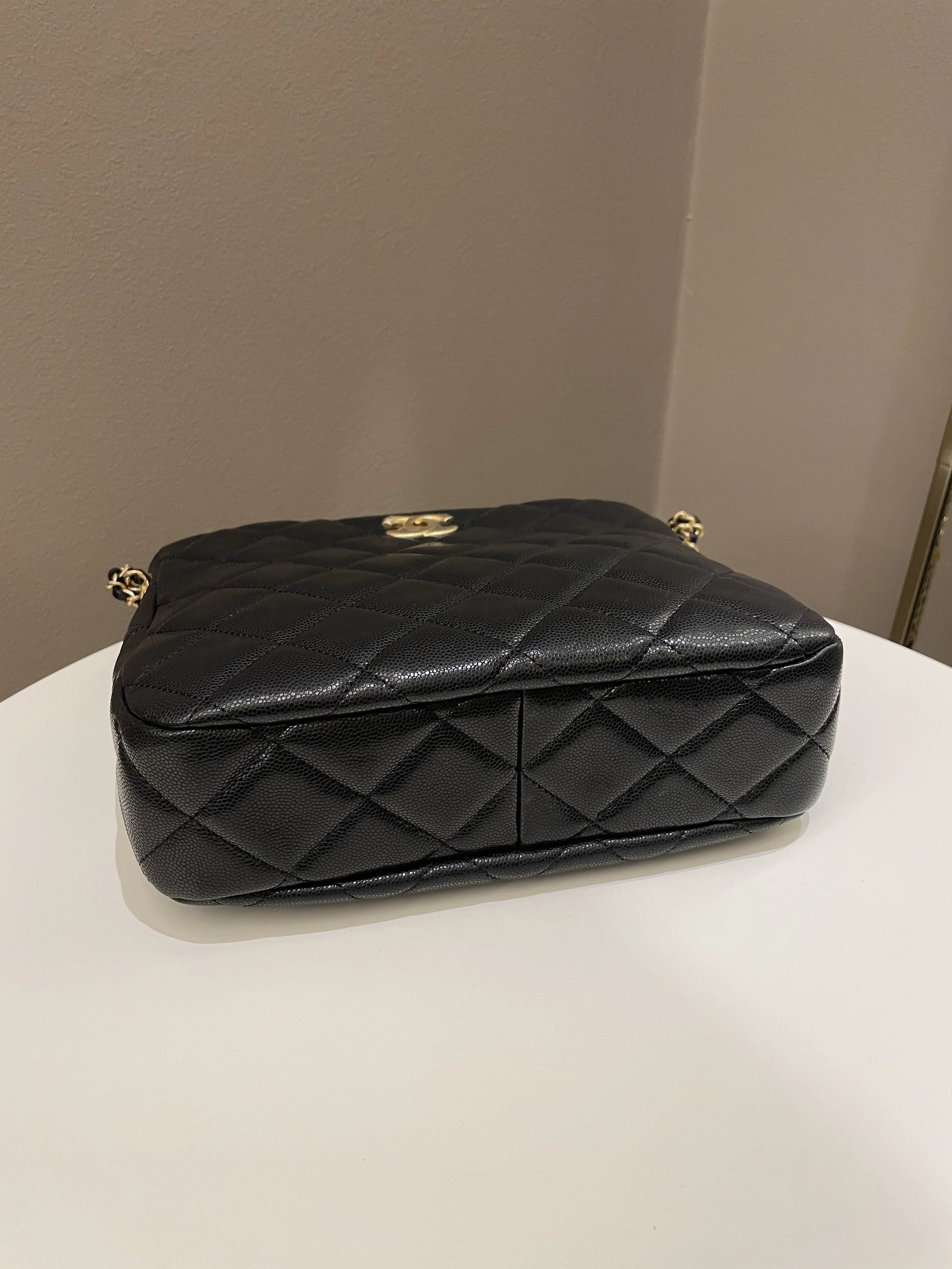Chanel 22A Twist Your Button Hobo Bag Black Caviar