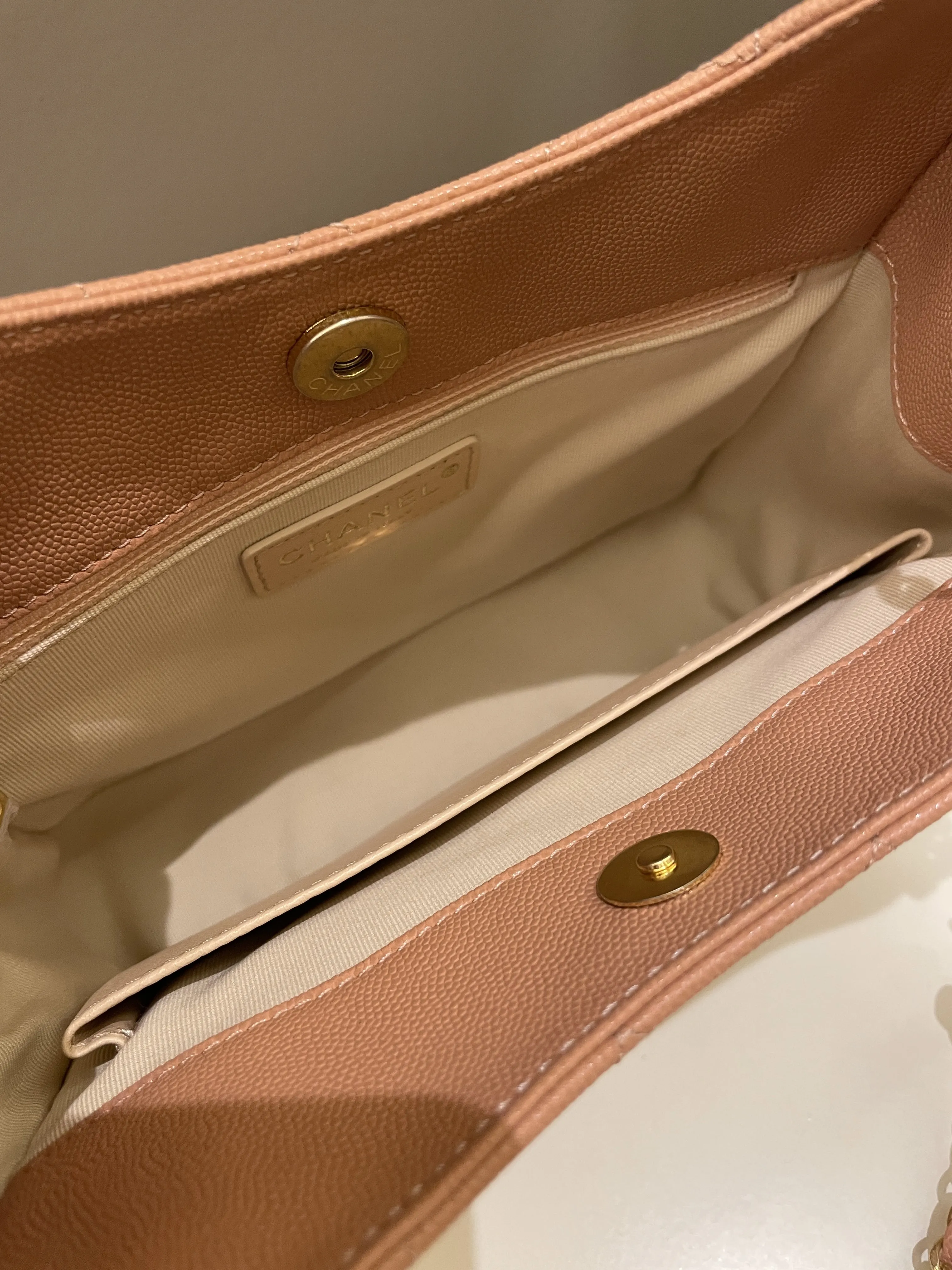 Chanel 23P Hobo Bag Caramel Caviar