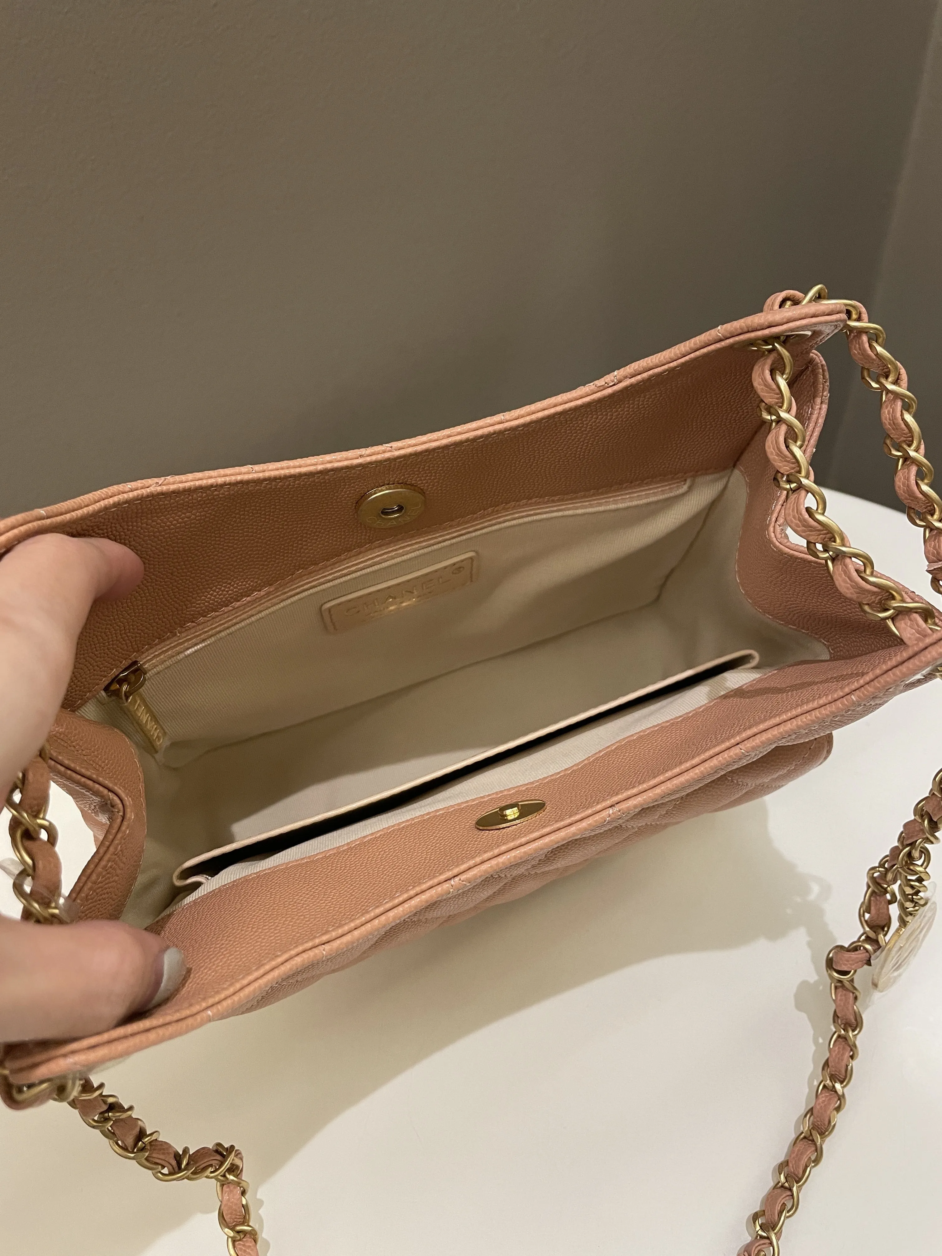 Chanel 23P Hobo Bag Caramel Caviar