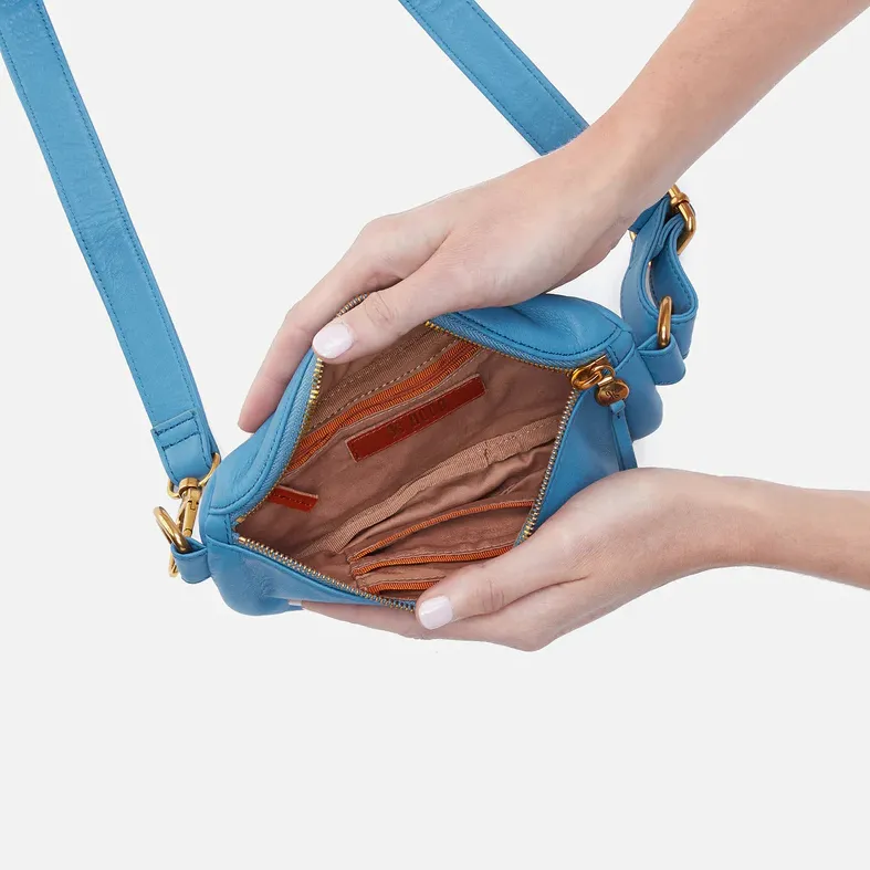 Hobo Fern Belt Bag in Dusty Blue