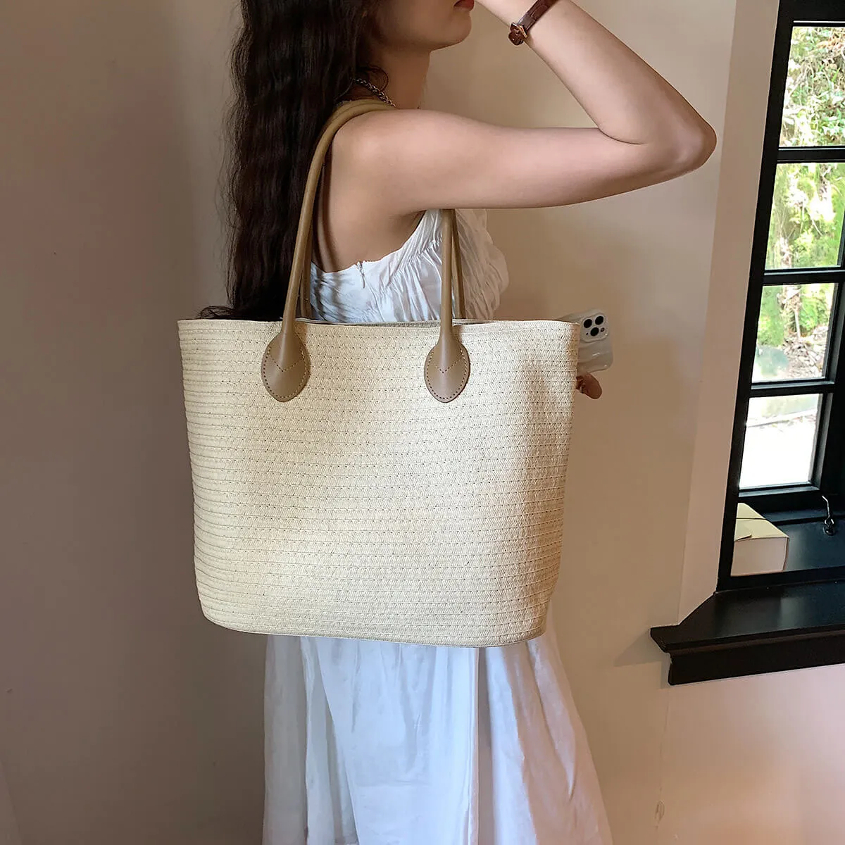 Large Natural Beach Straw Tote Bag With Leather Stripe -Showtown