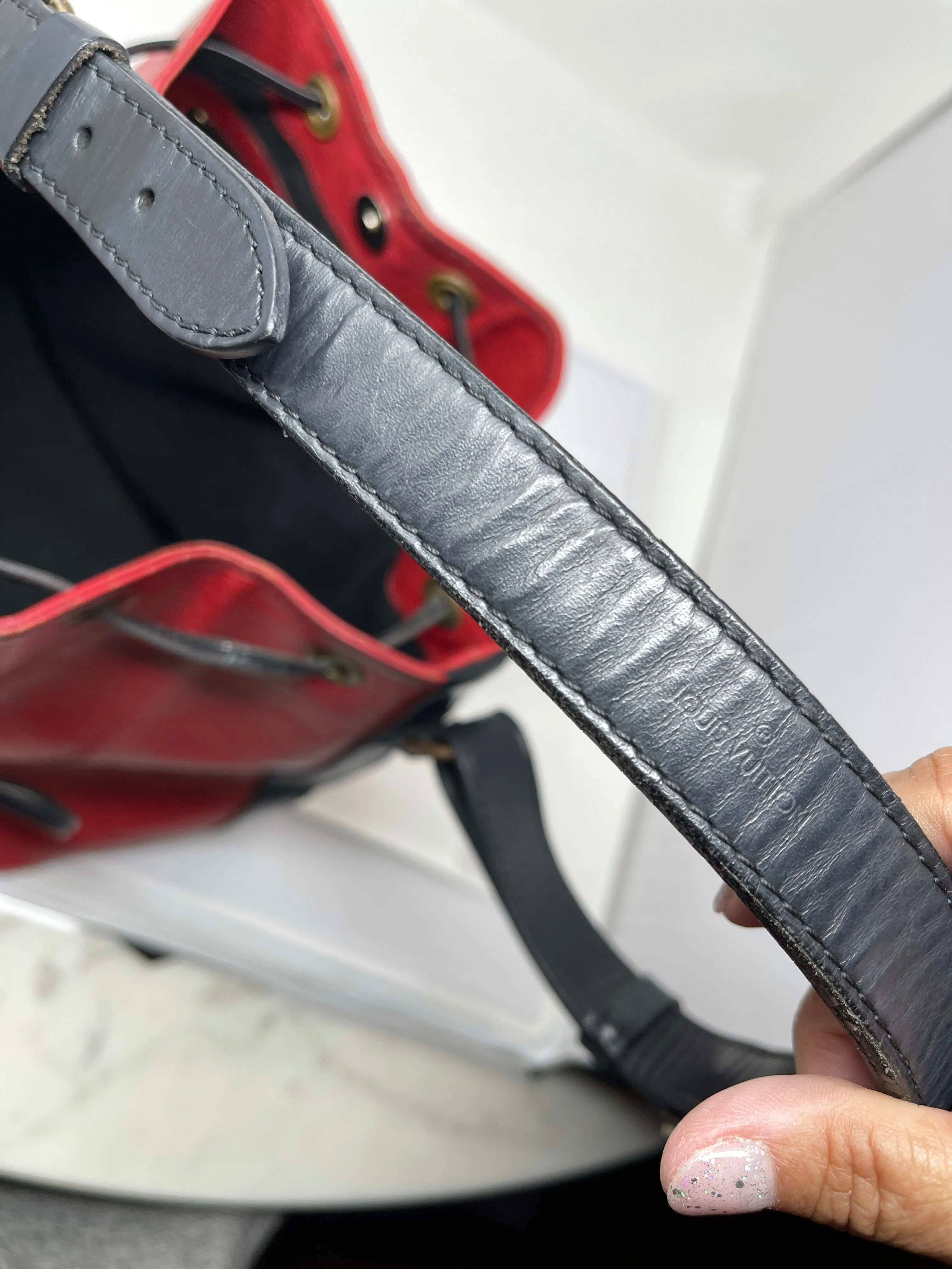Louis Vuitton Epi Leather Noe Bucket Bag!
