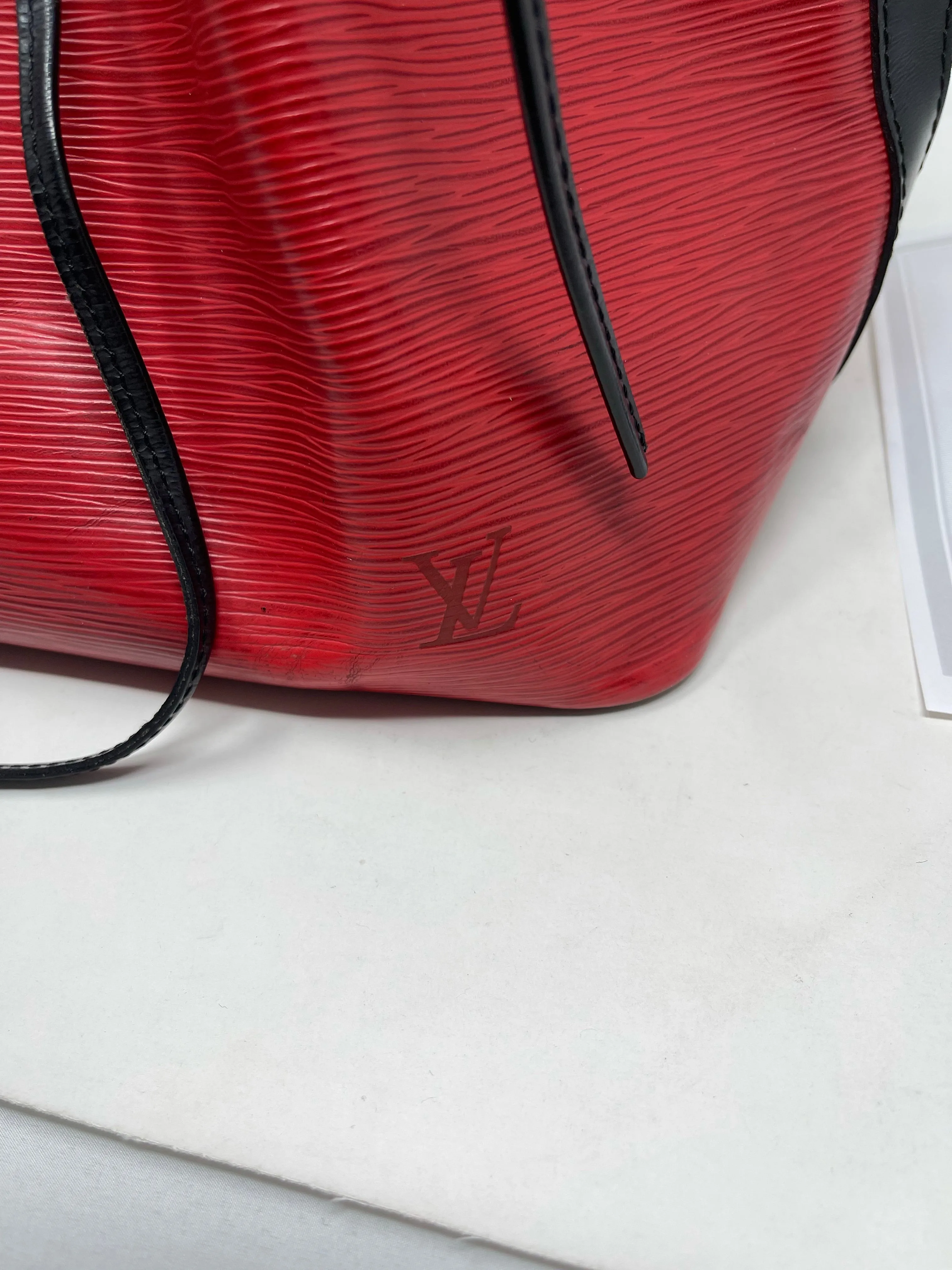 Louis Vuitton Epi Leather Noe Bucket Bag!
