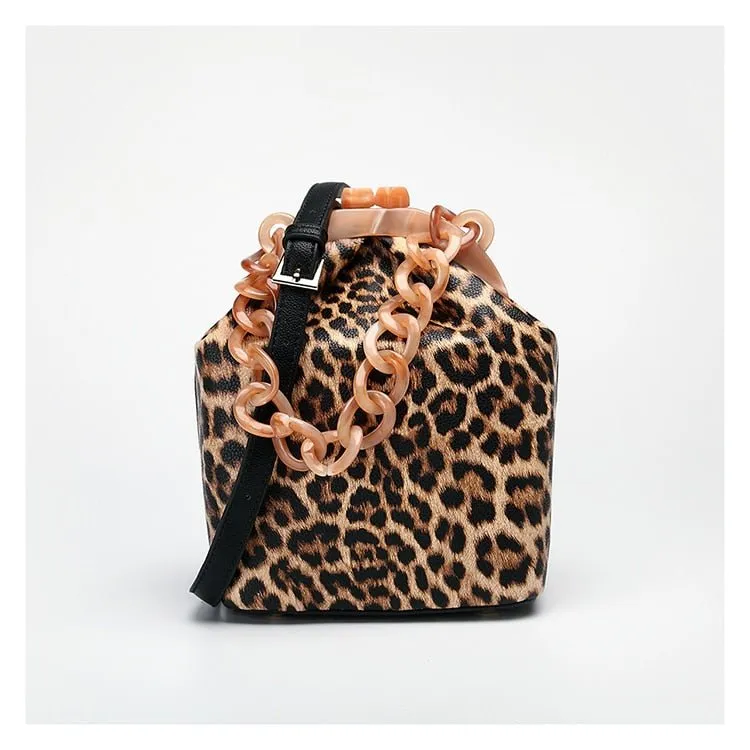 New Fashion Bucket Box Messenger With Acrylic Chains