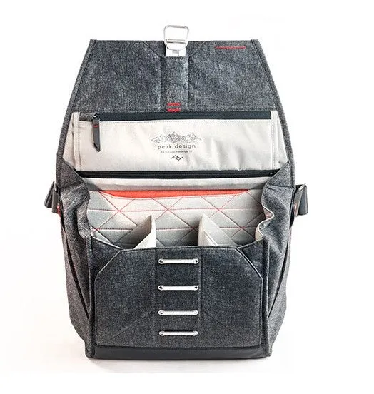 Peak Design 13" Everyday Messenger Charcoal
