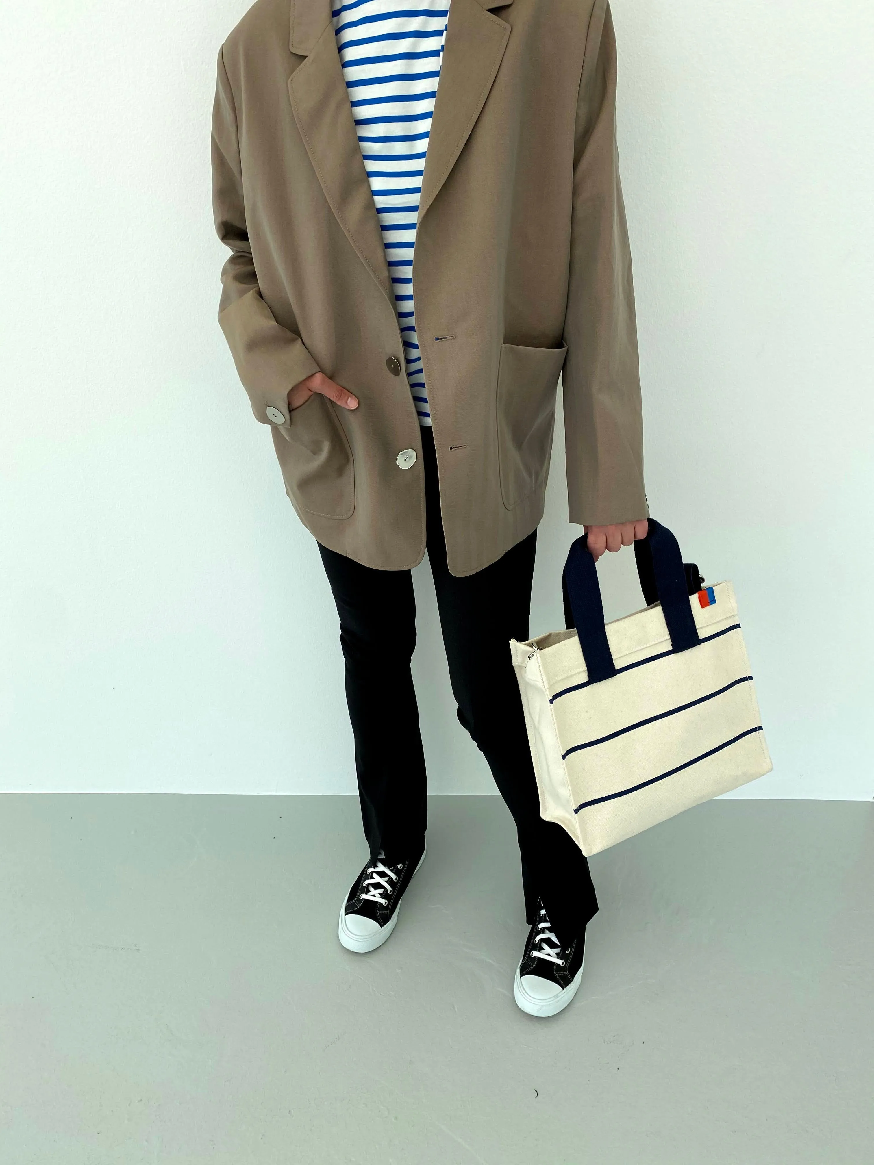 The horizontal stripe bucket - canvas/navy